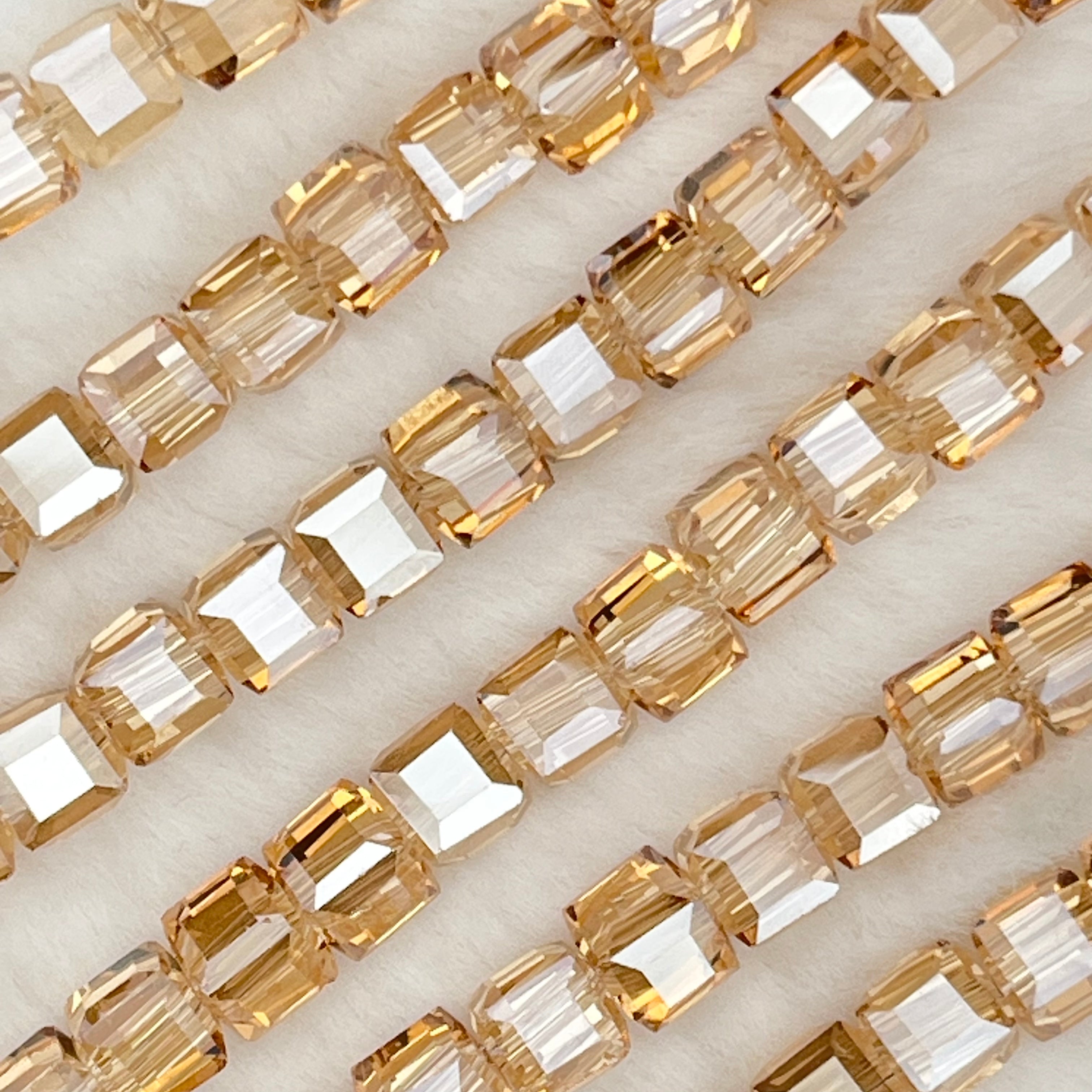 【Cube-5.5mm】Crystal Strands