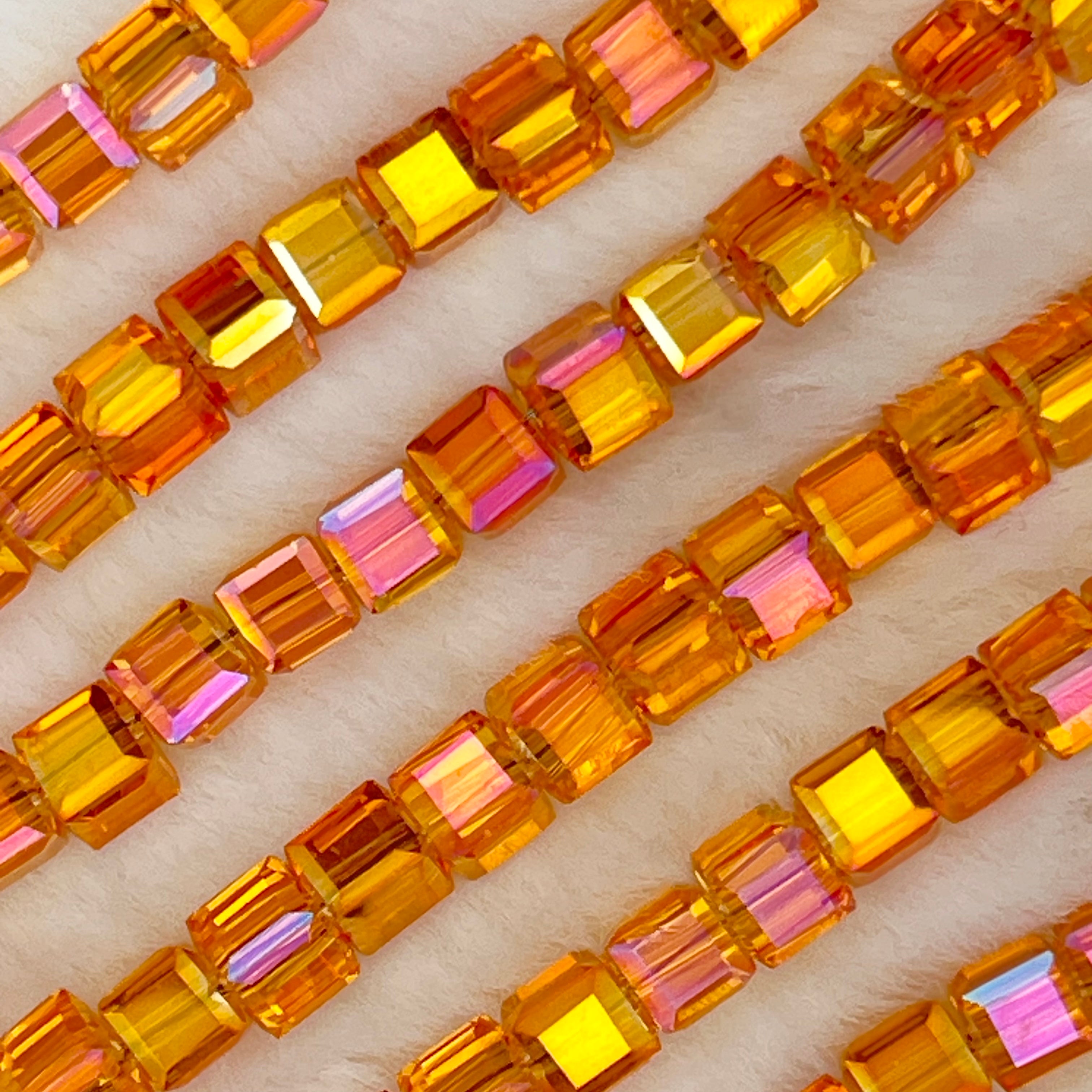 【Cube-5.5mm】Crystal Strands