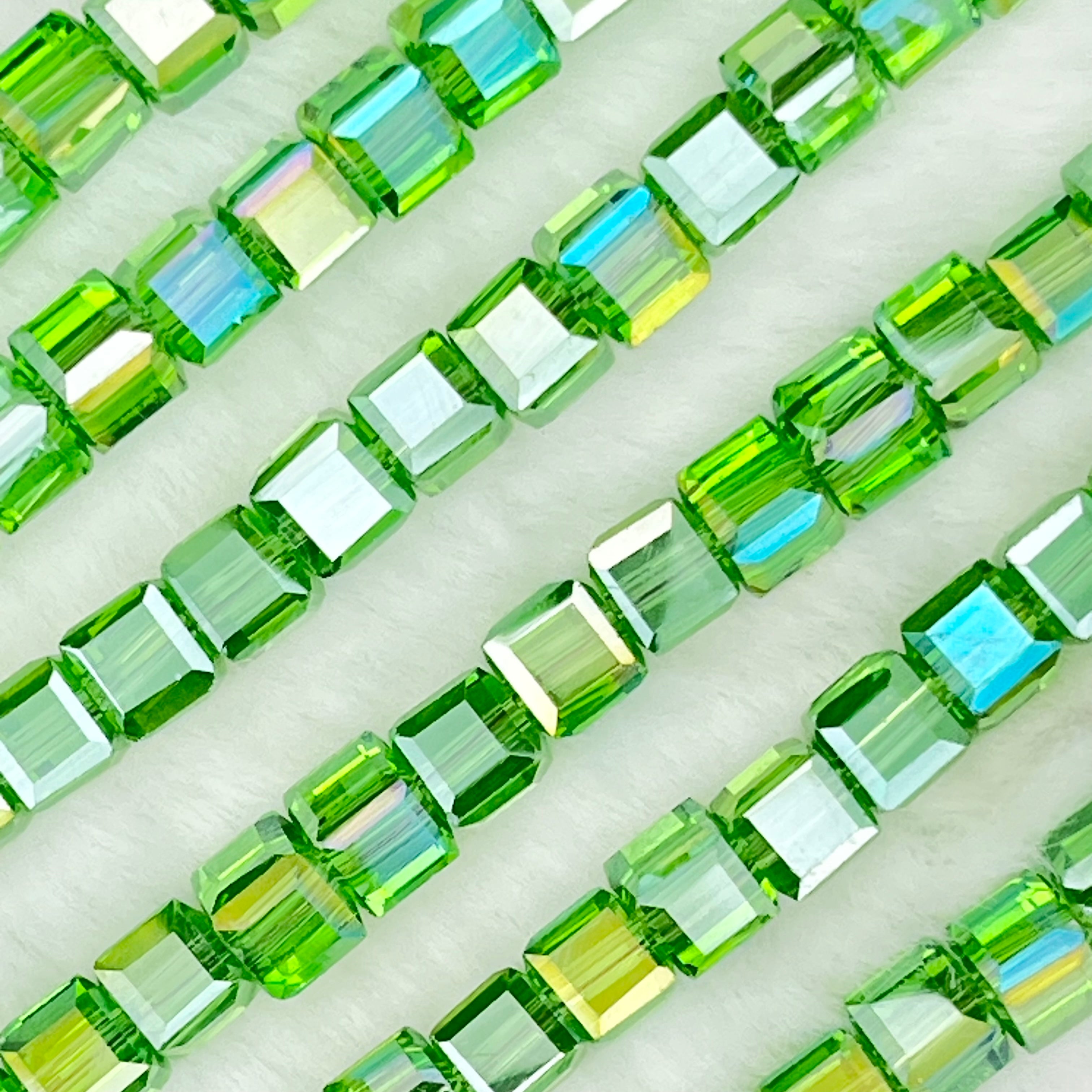 【Cube-5.5mm】Crystal Strands
