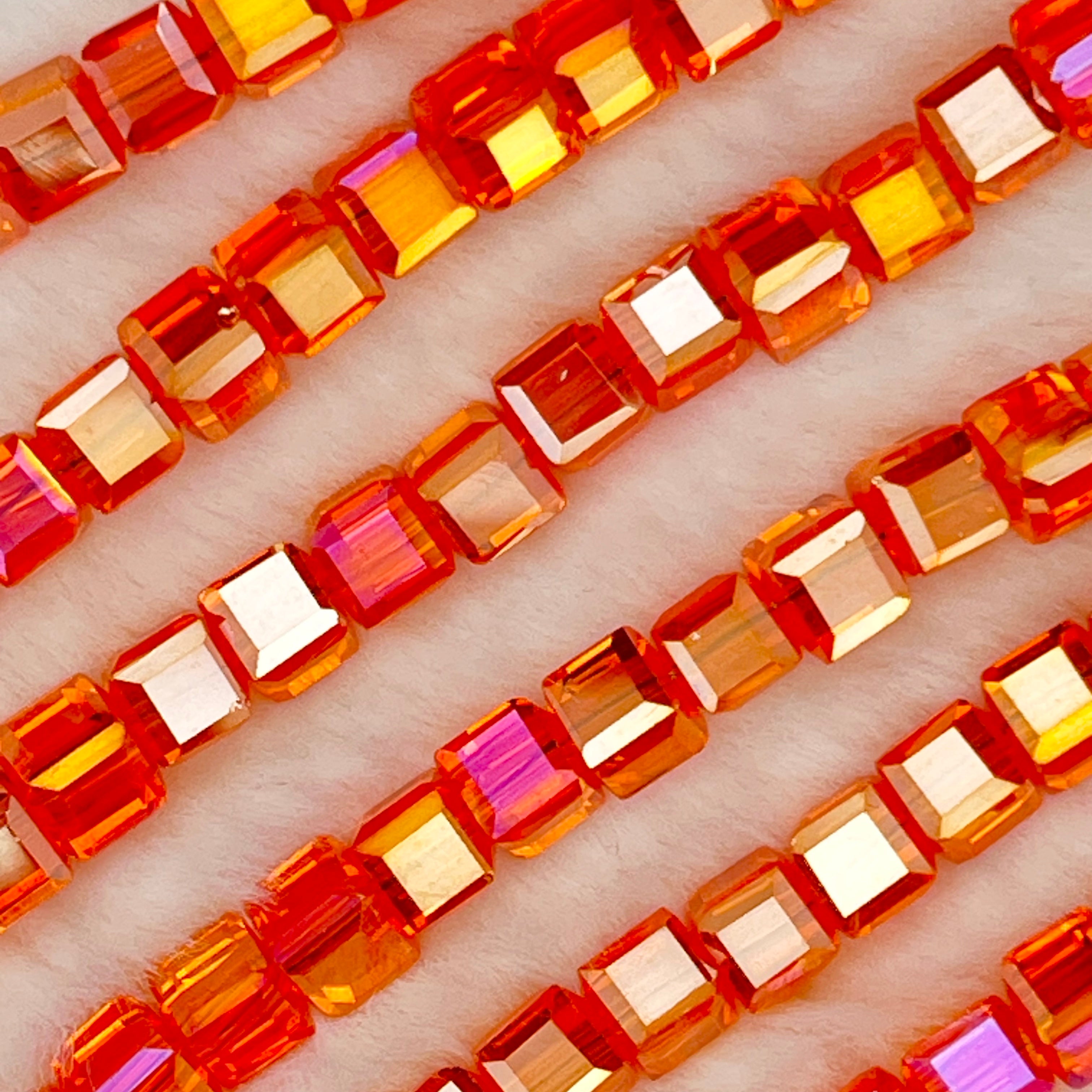 【Cube-5.5mm】Crystal Strands