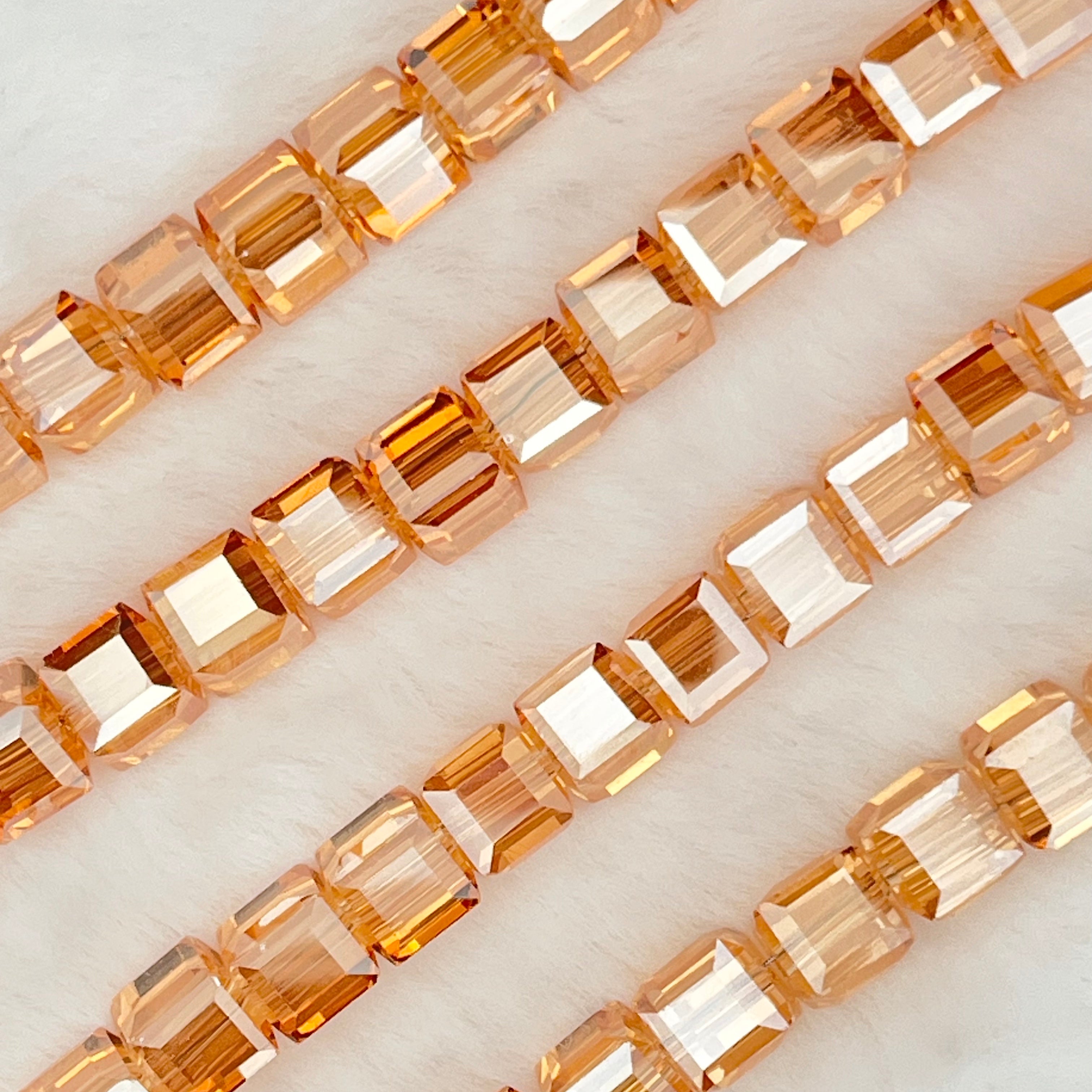 【Cube-7mm】Crystal Strands