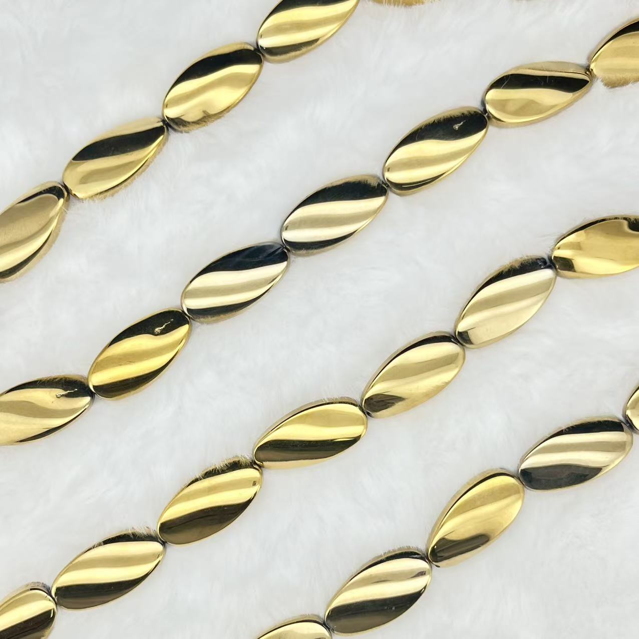 【Helical Oval-25mm】Crystal Strands
